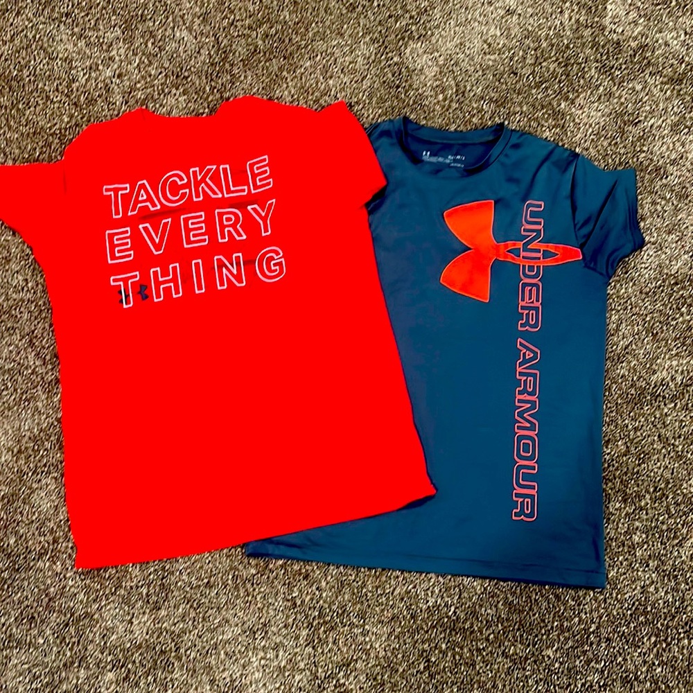 UnderArmour tees- Size L- Set of 2